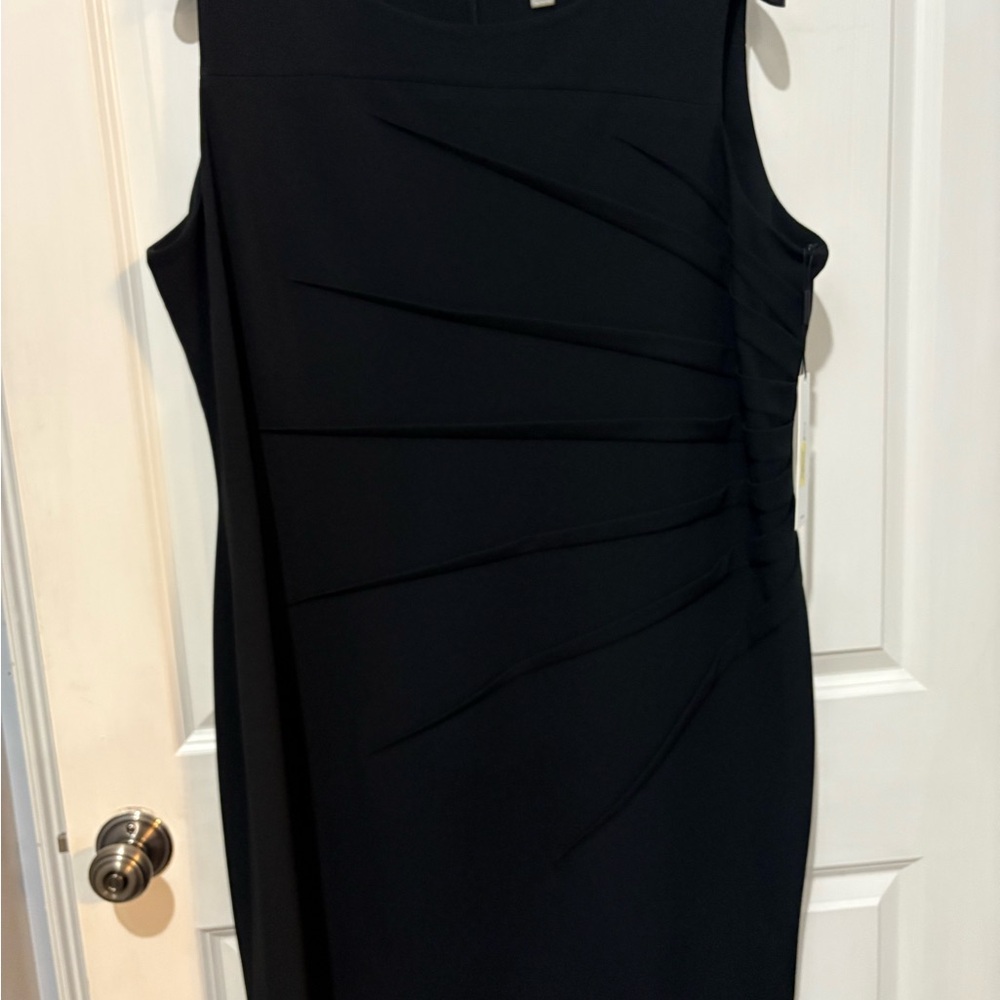 Elegant Black Sleeveless Dress